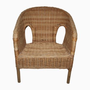 Kleiner Armlehnstuhl aus Korbgeflecht & Rattan