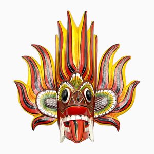 Maschera Mayura Raksha intagliata