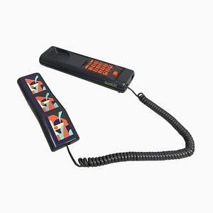 Italienisches modernes graues verziertes Telefon mit zwei Telefondekor von Swatch, 1980er