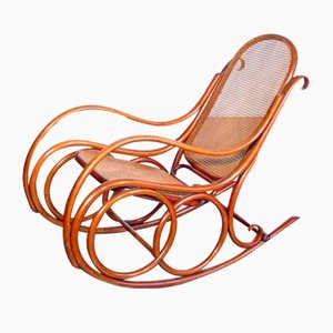 Sedia a dondolo vintage di Thonet