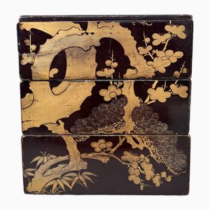 Lackierte japanische Stapelbox aus Holz, 1890er