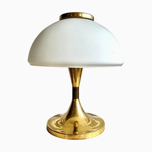 Lampada da tavolo industriale grande con paralume in vetro color latte e base in ottone a forma di tulipano, Ungheria, anni '70