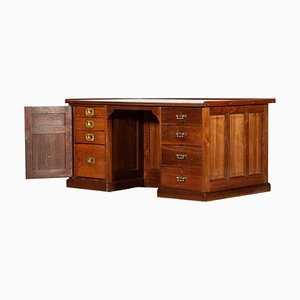 19th Century English Walnut Desk, 1890s