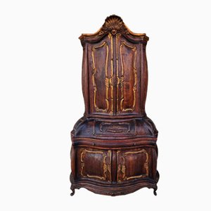 Aparador de estilo veneciano curvado rico