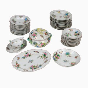 Queen Victoria Porcelain Plate Set from Herend, Set of 40
