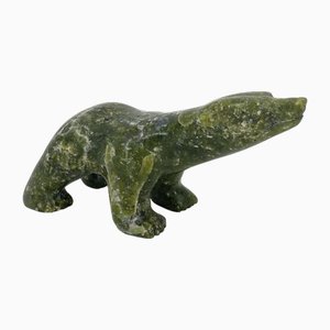 Ashevak Adla, Figura di un orso polare, anni '90, Serpentine Stone
