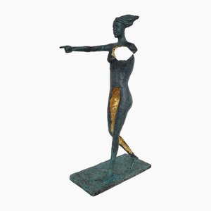 Antonio Giancaterino, La Ragazza camminante, Bronce