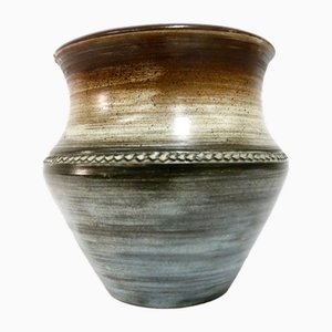Industrial Art Flower Pot in Ceramic