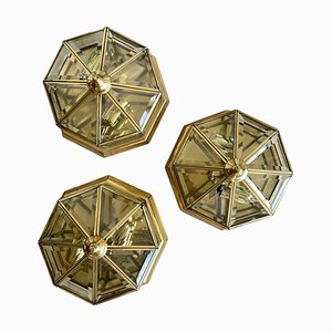 Lampada da parete Art Déco ottagonale in ottone e vetro tagliato, anni '30