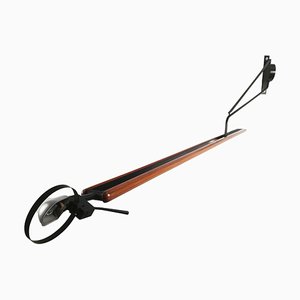 Lámpara de pared Halley con brazo ajustable de madera estratificada atribuida a Paf Studio, Italia, años 80