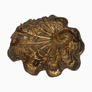 Rococo Style Sculptural Shell-Shaped Ashtray in Gilded Bronze, Italy, 1970s