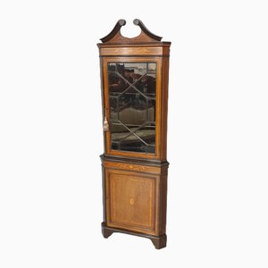 Eckschrank aus Mahagoni mit Intarsien