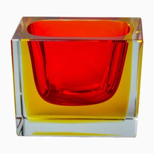 Cendrier Sommerso Rouge et Jaune de Seguso, Murano, Italie, 1970s