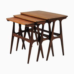 Fully Restored and Refinished Danish Nesting Tables in Teak, 1960s, Set of 3