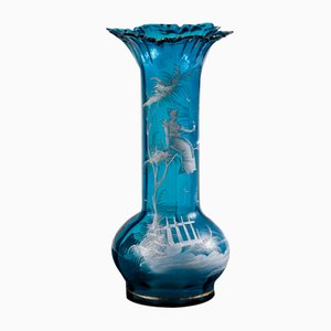 Liberty Vase aus blauem Glas mit handbemalter Bukolischer Szene von Mary Gregory, 1900er