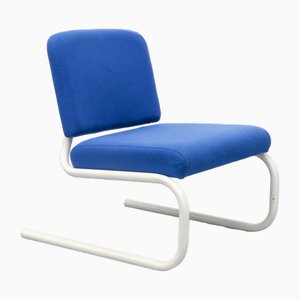 Poltrona postmoderna con struttura tubolare blu