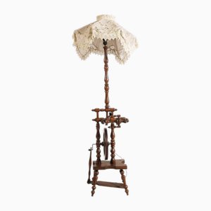 Tiroler Stehlampe mit Spinnrad aus Holz, 1800er
