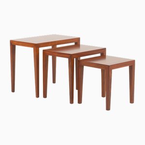 Tavolini ad incastro vintage in palissandro di Severin Hansen per Haslev Møbelsnedkeri, Danimarca, anni '60, set di 3
