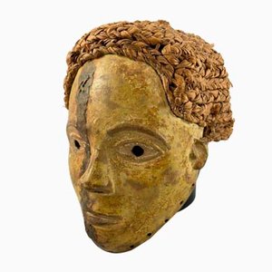 Masque en Bois Sculpté et Osier Tissé, 1930s