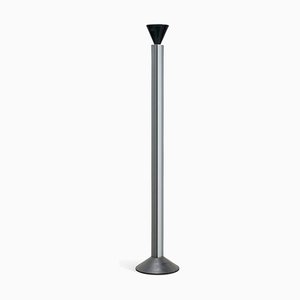 Lampadaire en Aluminium Laqué Gris avec Socle en Fonte par Michele De Lucchi