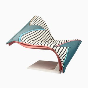 Butaca Flying-Carpet posmoderna de Simon Desanta para Rosenthal, 1986.