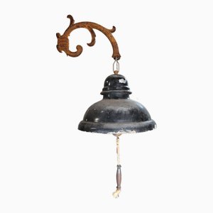 Campana grande in ghisa