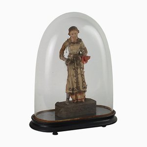 Statue im Schrein