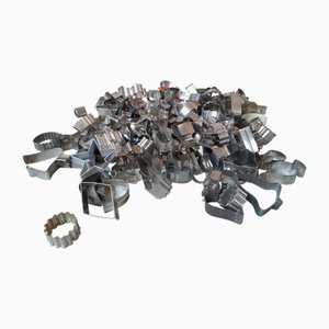 Alsatian Biscuits Cookie Cutters, Set of 80