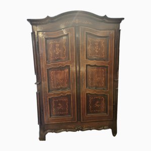 Armadio provenzale in noce, metà XVIII secolo