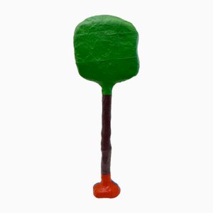 Nina Lanner, Tree Sculpture, 2024, Acrilico, carta e gesso