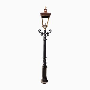Lampada da giardino in ghisa con lanterna quadrata in rame