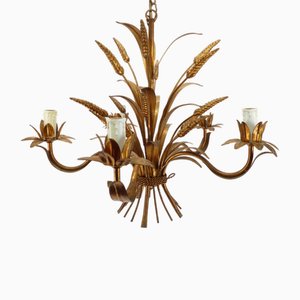 Lampadario in metallo dorato con cinque braccia di luce decorate con spighe, anni '70