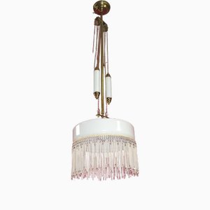 Lampada da soffitto Art Nouveau regolabile in vetro opalino bianco, finiture in ottone e sospensione in ceramica