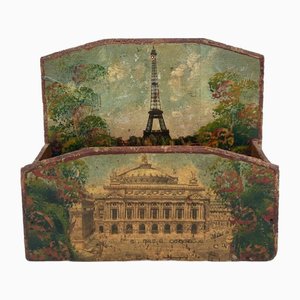 Briefträger Eiffelturm und Operndenkmäler von Paris