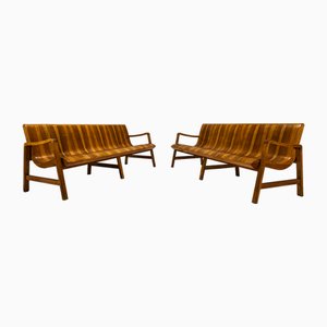 Wellenförmige Vintage Bänke aus Nussholz, 1950er, 2er Set