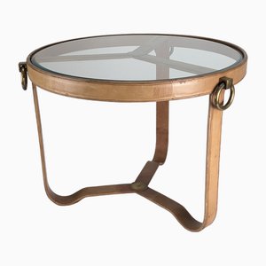 Tavolino da caffè in ottone e pelle cucita di Jacques Adnet, anni '70