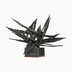 Scultura astratta moderna in ferro di Piero Ruggeri, 1970
