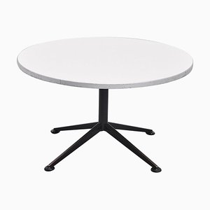 Table Basse Ronde attribuée à Friso Kramer pour Ahrend De Cirkel, 1962