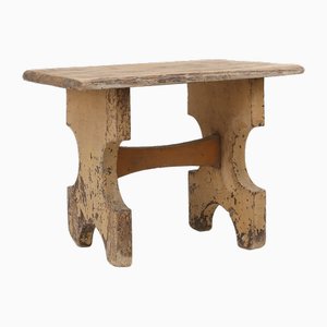 Tabouret Bas de Forme Rustique en Bois Peint, France, 1900s