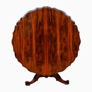 Victorian Rosewood Dining Table / Centre Table in the style of Robert Strahan & Co, 1860