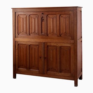 Gotischer Schrank aus geschnitzter Eiche, Belgien, 1900er