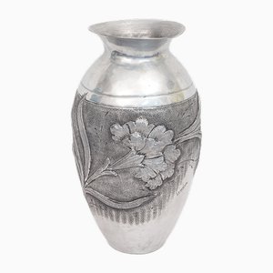 Vaso Art Nouveau in peltro, metà XIX secolo