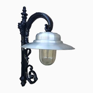 Lanterna antica Art Nouveau in zinco nero