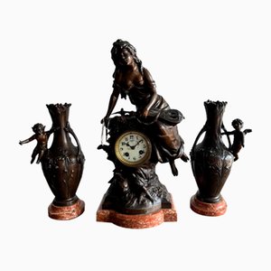 Mignon Clock by Moreau (Mlle DOr)
