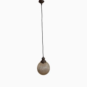Kugelförmige Vintage Deckenlampe mit Reliefglasschirm auf Messinghalterung, 1970er