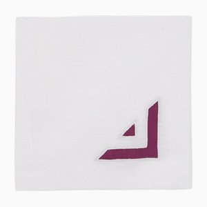 Bali Aubergine Besticktes Leinen von Lacemakers von Los Encajeros