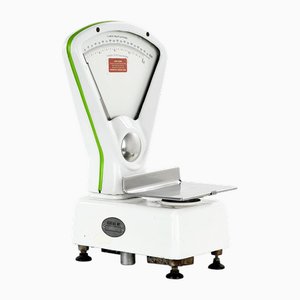 20th Century English Scale