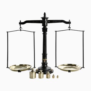 Englische Waage, 20. Jh.