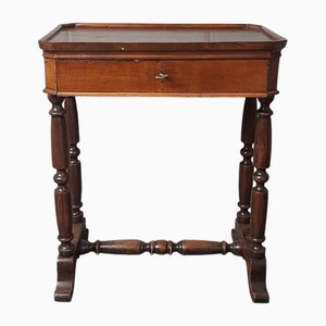 Couchtisch aus Holz mit Schublade, 1900