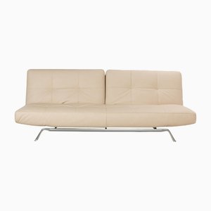 Divano a tre posti Smala in similpelle color crema di Ligne Roset